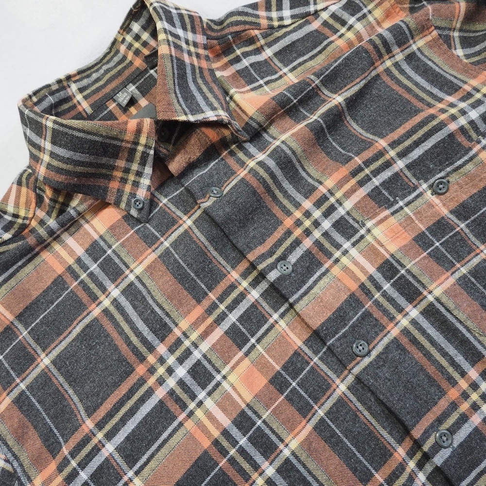 Haupt Sz M Men's Plaid Casual Button Down Shirt - Black and Orange
